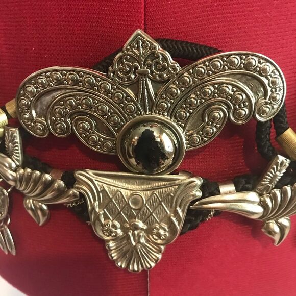 Unique & Ornate Black and Silver Women's Belt 32" Size Small - Picture 2 of 8